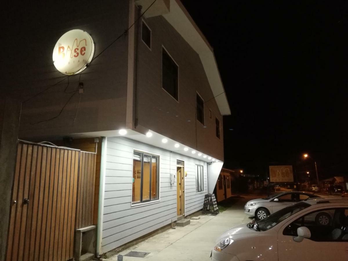 Hostal La Base Пуэрто-Наталес Экстерьер фото